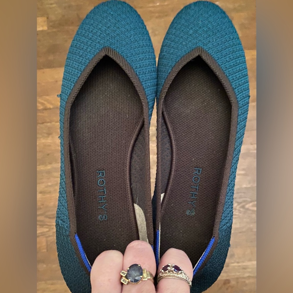 Rothy’s size 11 green shoes with brown trim and a hint of blue